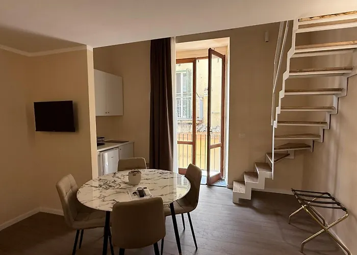 Del Conte - נאפולי