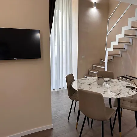 Appartement Del Conte - *