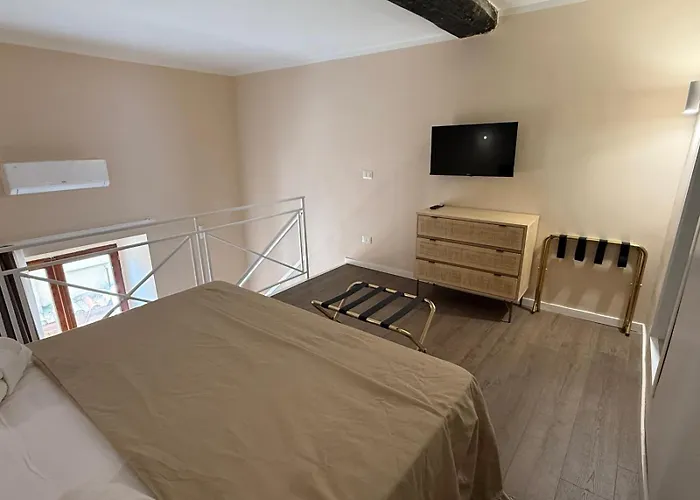 Appartement Del Conte - *